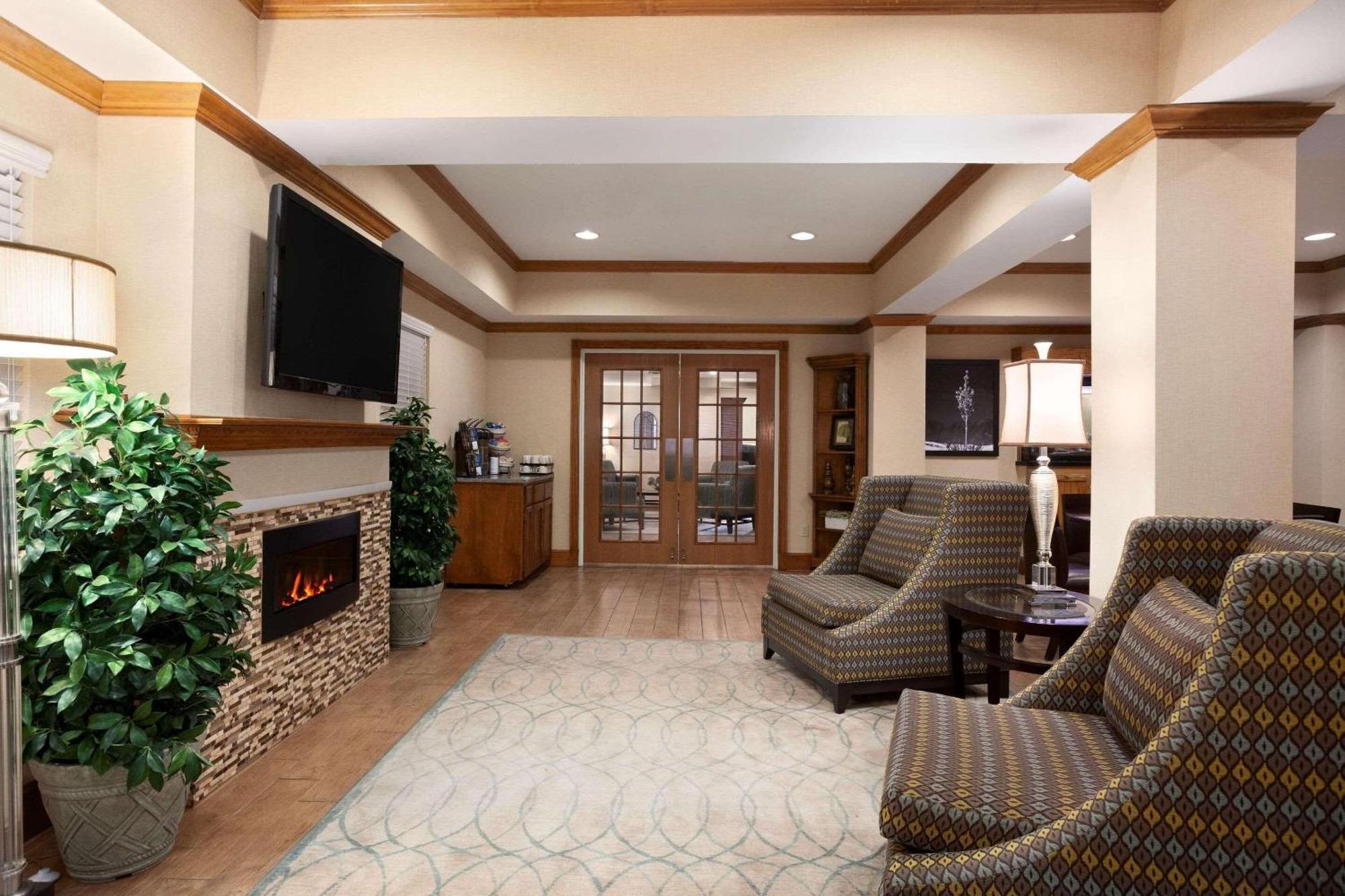 Country Inn & Suites By Radisson, Lubbock, Tx Extérieur photo